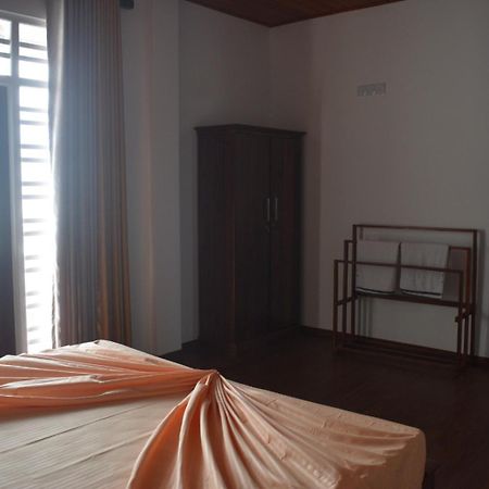 Hotel Ocean View Cottage ฮิกคาดูวา ภายนอก รูปภาพ